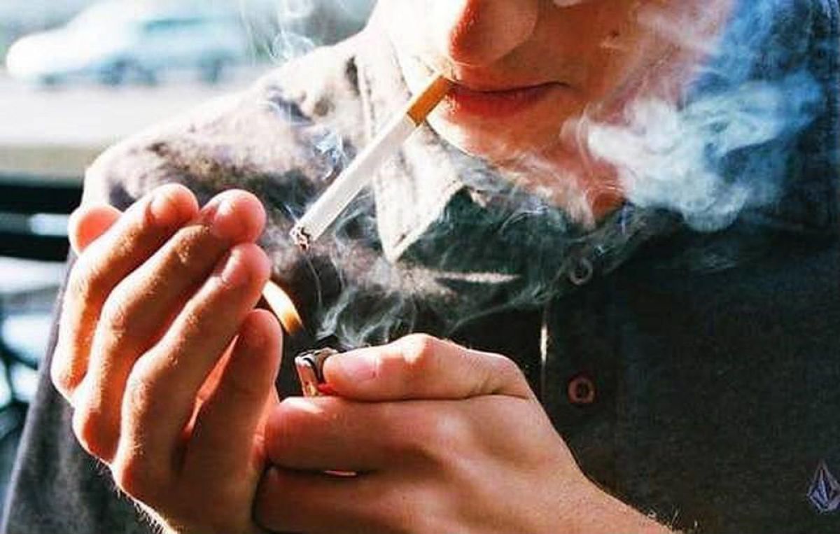 Hút thuốc lá khiến bệnh vẩy nến thêm trầm trọng hơn