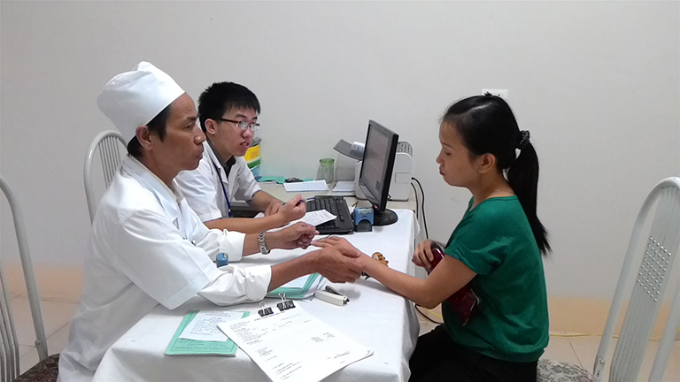 Dịch vụ thăm khám và điều trị phòng khám Đa khoa Việt - Nhật