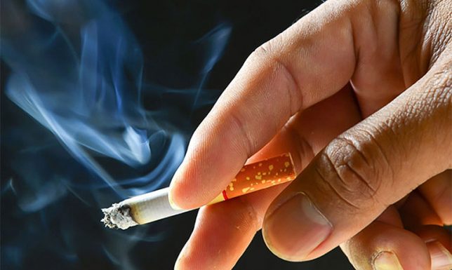 Tìm hiểu về bệnh ho do hút thuốc lá và cách điều trị