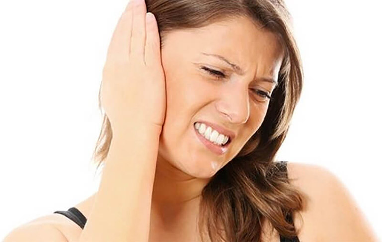 trị viêm tai giữa bằng tỏi