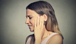 Các thông tin cần biết về tình trạng đau tai