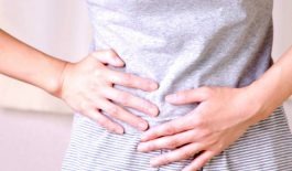 Triệu chứng của viêm ruột thừa thường hay thấy đó là đau bụng. Tuy nhiên nhiều người chủ quan không nắm rõ là đau ở bên nào.