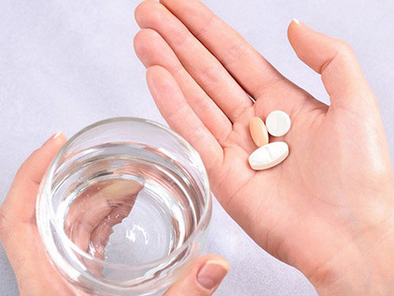 Sử dụng không đúng cách, thuốc Cinezole Kit có thể gây ra nhiều tác dụng phụ