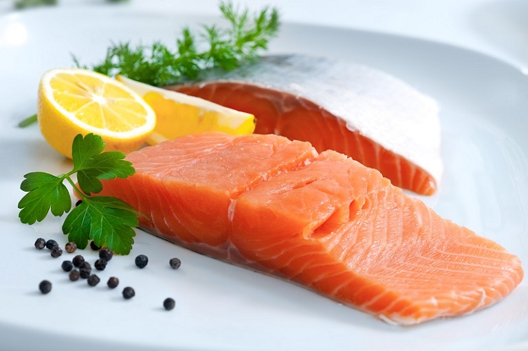 cá hồi - thực phẩm tốt cho sức khỏe người trên 60