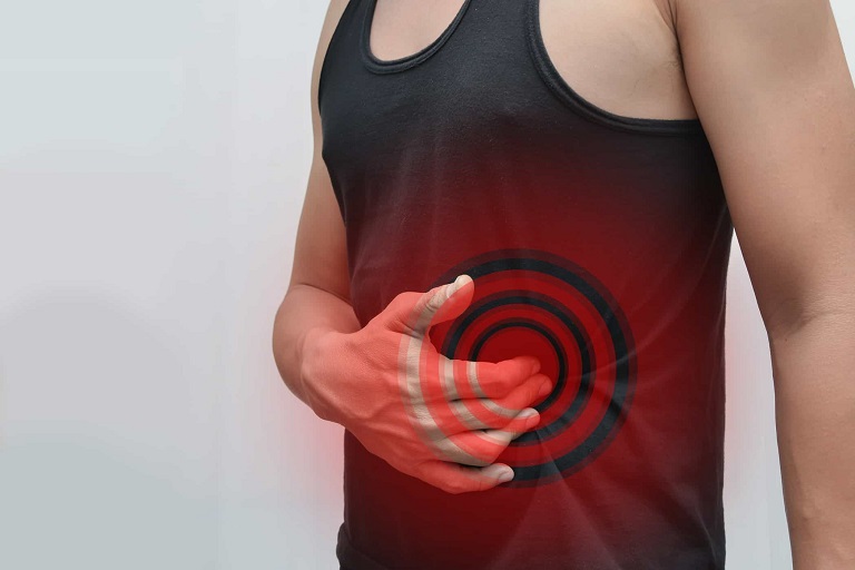 Thận đa nang thường gây đau ở phần bụng và lưng