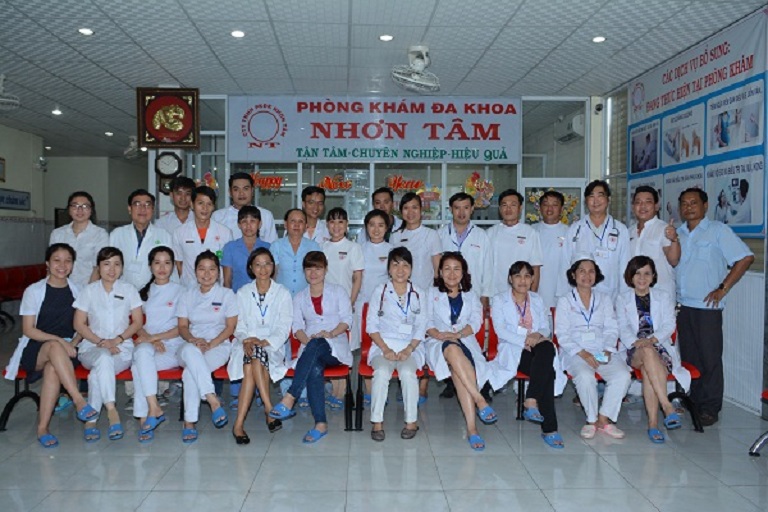 Đội ngũ bác sĩ tại phòng khám Đa khoa Nhơn Tâm - Nhà Bè