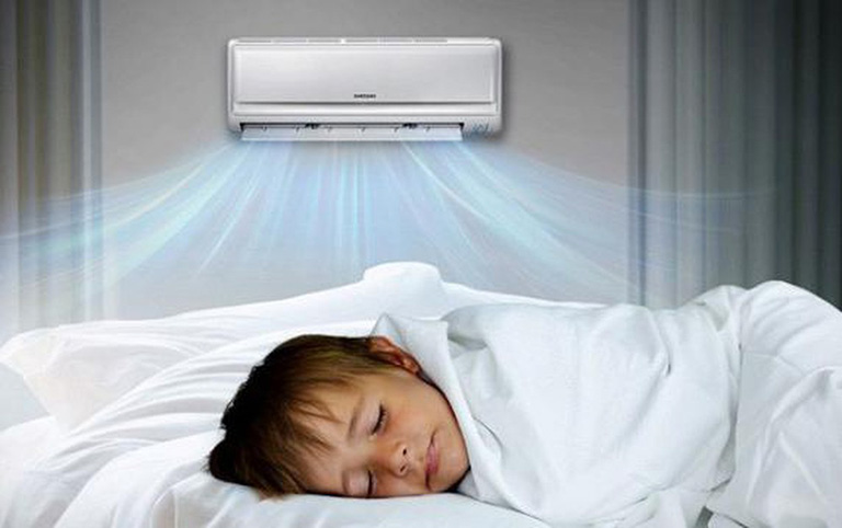 Không để nhiệt độ quá thấp khi ngủ để hạn chế viêm mũi dị ứng khi dùng điều hòa 
