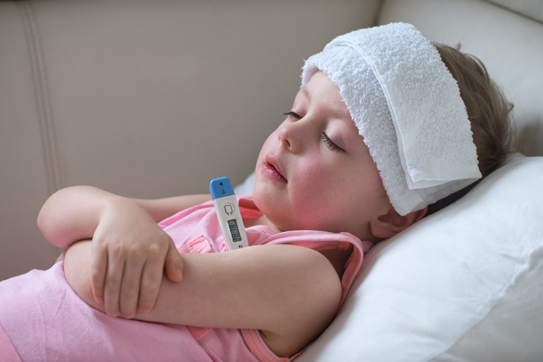 Cách phòng ngừa chảy máu cam khi sốt ở trẻ