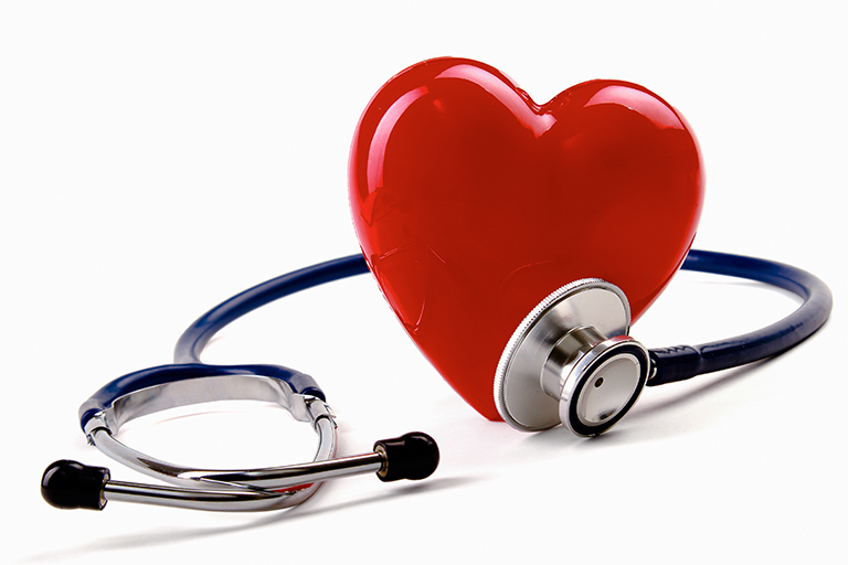 Ngoài việc sử dụng thuốc Caplor 75mg, người bệnh nên thường xuyên kiểm độ tim mạch tại các cơ sở y tế