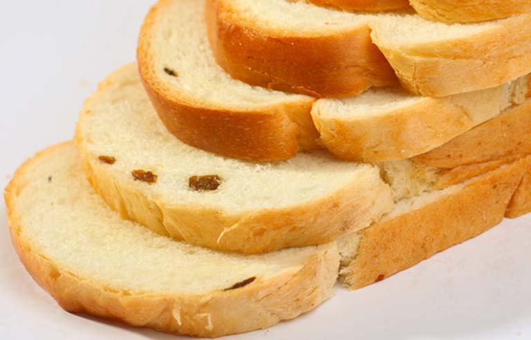 Ăn bánh mỳ giúp trung hòa dịch vị acid dạ dày và giảm đau hiệu quả