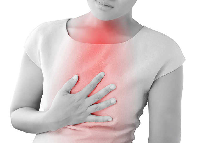 Ợ nóng, ợ chua là một trong những triệu chứng thường gặp khi bị viêm xung huyết niêm mạc hang vị dạ dày 