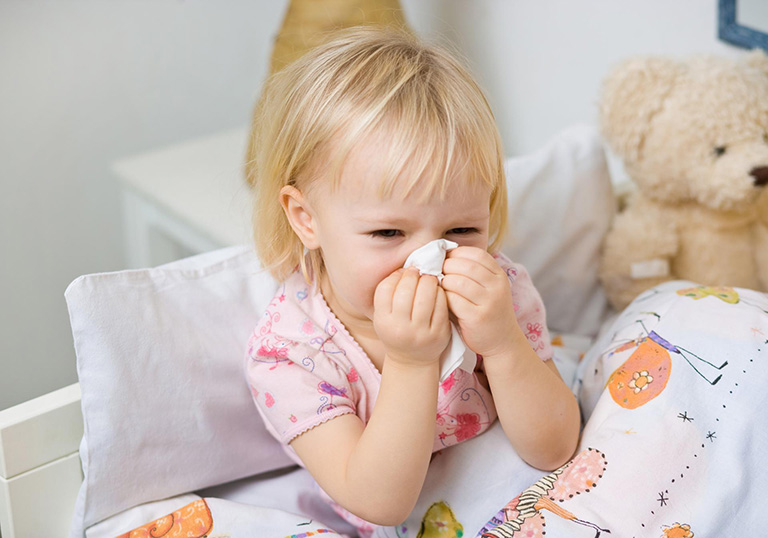 viêm mũi dị ứng ở trẻ em