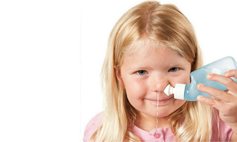 Liệu pháp rửa mũi bằng nước muối sinh lý chỉ nên thực hiện 2 lần/tuần.