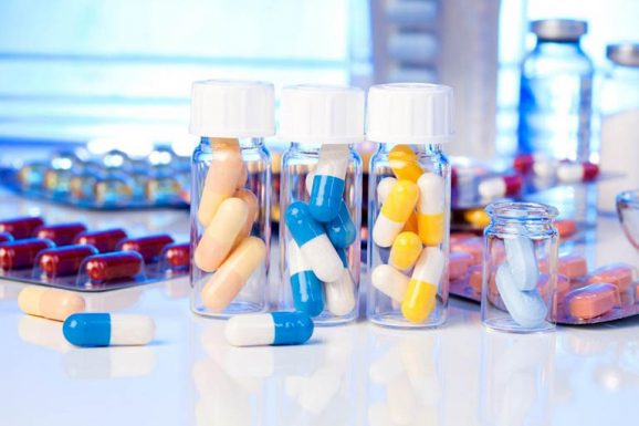 Viêm thanh quản uống thuốc gì? Cần lưu ý gì khi điều trị?