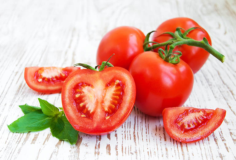 Bệnh gút có ăn được cà chua không, ăn bao nhiêu?