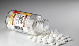 Chữa viêm nang lông bằng Aspirin có tốt không?
