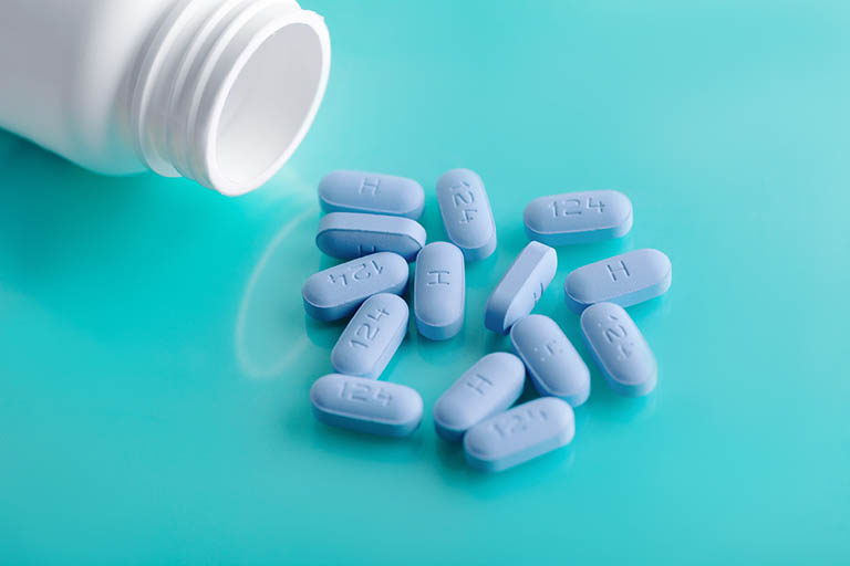 Dùng thuốc Aspirin và thuốc chống viêm không steroid