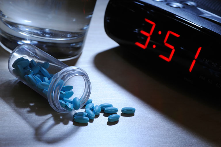 tại sao không nên chữa bệnh mất ngủ bằng thuốc?
