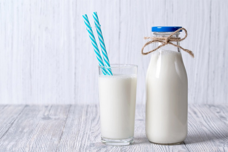 đau dạ dày có uống được sữa tươi không?
