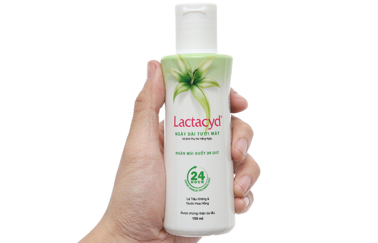 Dung dịch vệ sinh phụ nữ Lactacyd