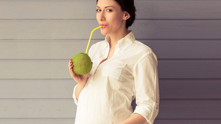 Tiểu đường thai kỳ nên uống nước dừa như thế nào?