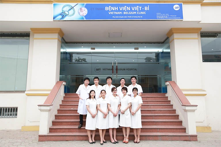 Bệnh viện chuyên khoa Nam học và Hiếm muộn Việt Bỉ có đội ngũ y bác sĩ khám vô sinh hiếm muộn giỏi