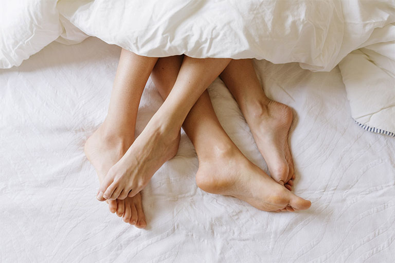 Vợ chồng nên kiêng cữ quan hệ tình dục ít nhất từ 3 - 5 ngày trước khi khám vô sinh hiếm muộn