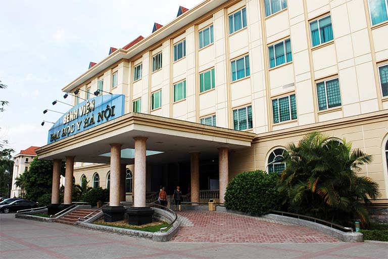 Bệnh viện Đại học Y Hà Nội có tiếp nhận các trường hợp thăm khám và điều trị bệnh đau vai gáy bằng phương pháp châm cứu