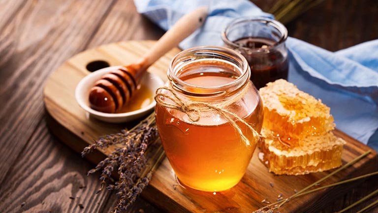 Chữa táo bón bằng mật ong có hiệu quả không?