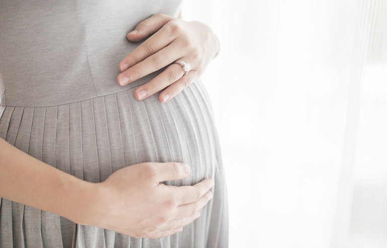 Dấu hiệu bất thường của huyết trắng ở tháng cuối thai kỳ
