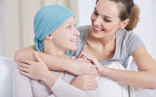 Bệnh ung thư buồng trứng có lây hay di truyền không?