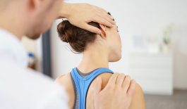 Các bài tập vật lý trị liệu đau vai gáy cổ hiệu quả