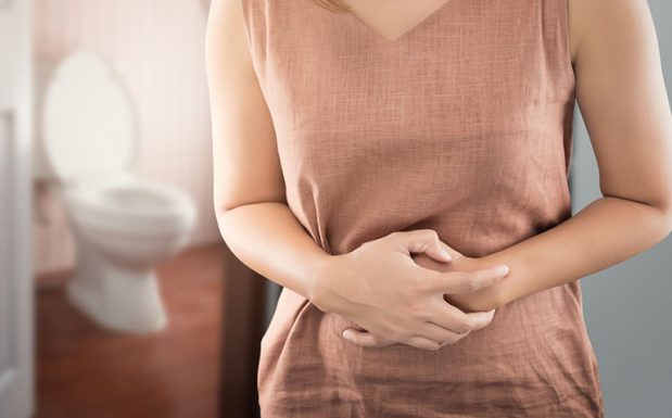 Ra huyết trắng và đau bụng dưới là bị gì? Cách trị