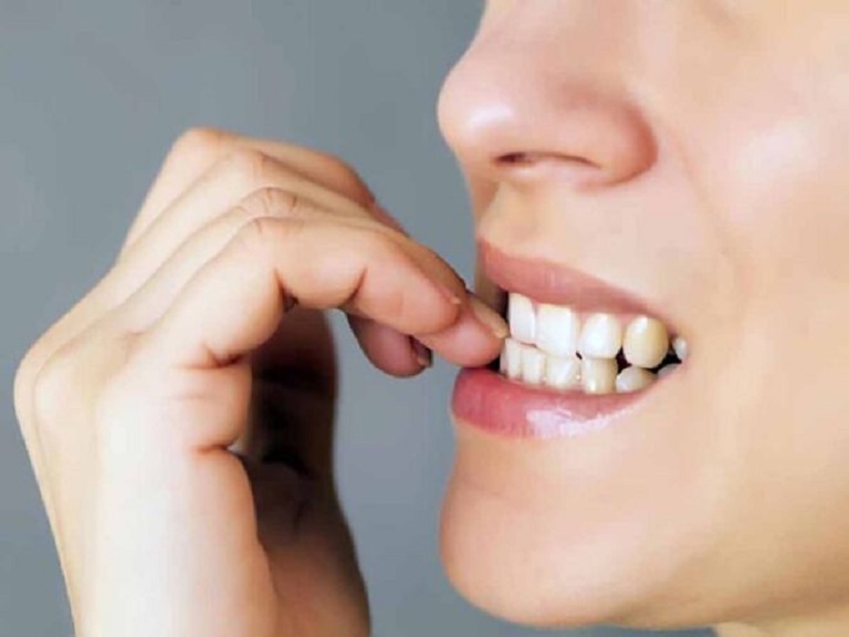 Thực chất, men răng chính là lớp ở phía ngoài cùng bao phủ lấy răng