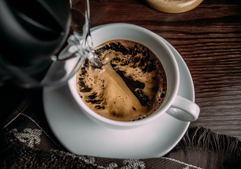 Cà phê là thức uống có nên tiêu thụ khi bị gan nhiễm mỡ không?