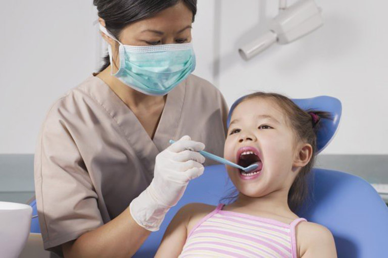 Các biện pháp điều trị áp xe răng ở trẻ em
