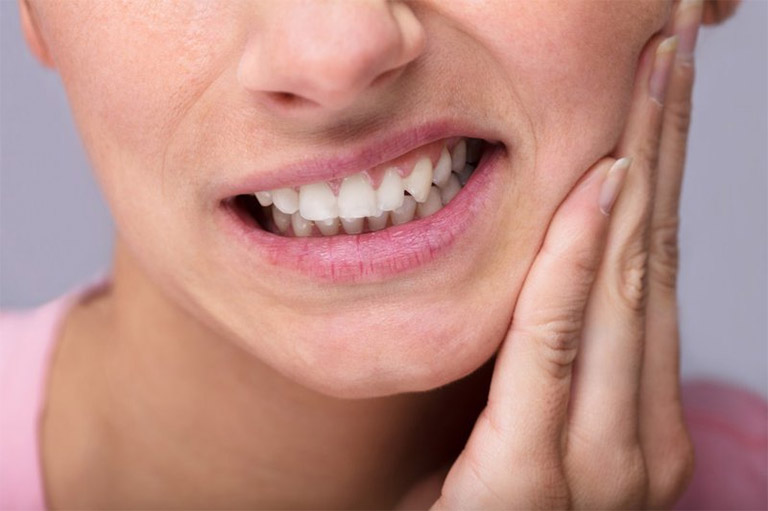 Sưng nướu răng là gì? Dấu hiệu nhận biết