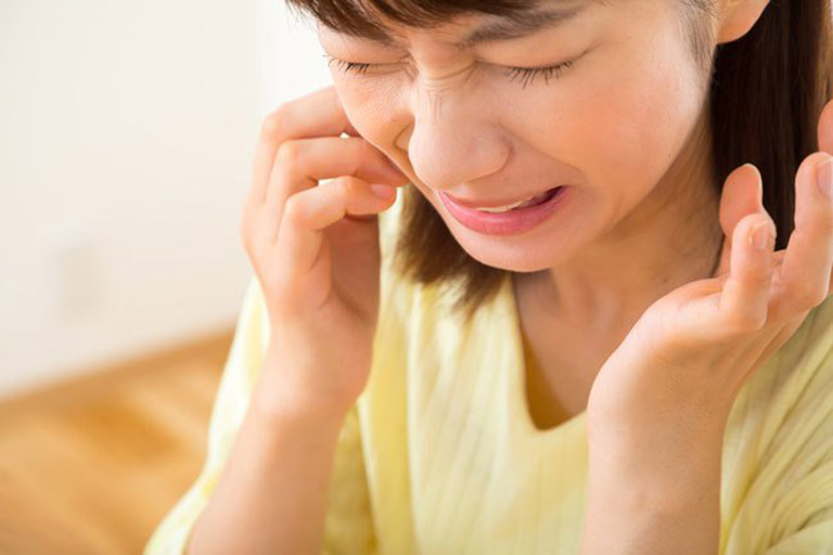 Bà bầu bị viêm tủy răng có triệu chứng gì?