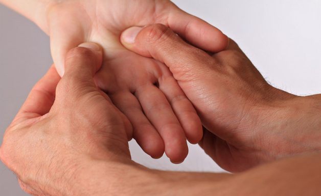 Một vài lưu ý khi bấm huyệt trị đau răng