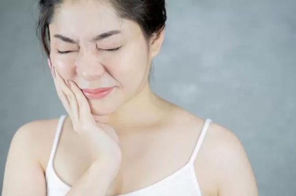 Nguyên nhân và dấu hiệu nhận biết viêm lợi sau khi nhổ răng