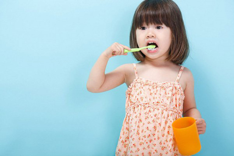 Chăm sóc phòng ngừa viêm tủy răng ở trẻ em